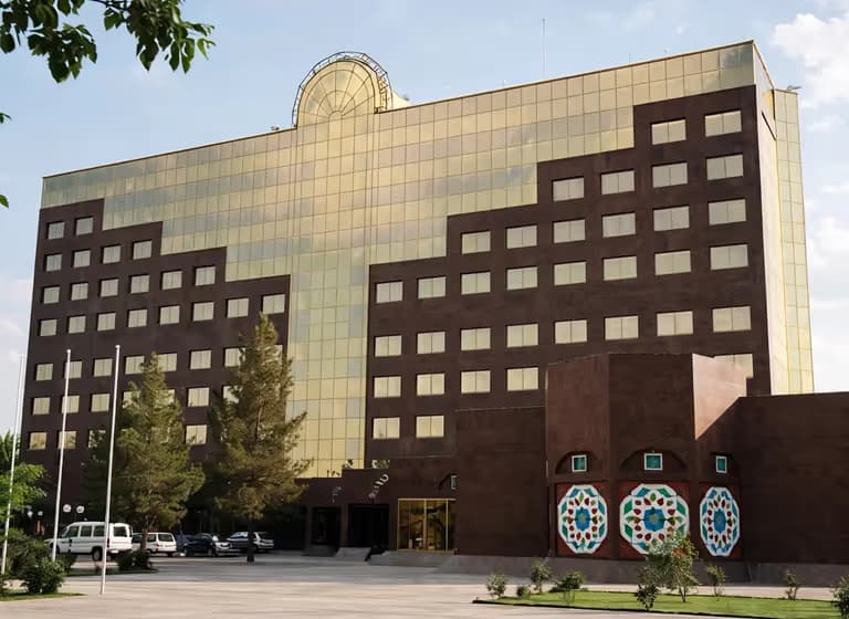 Ak Altyn Hotel — Ashgabat