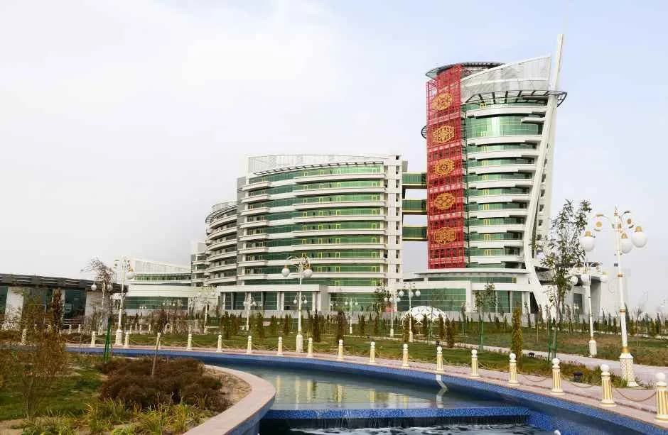 Berkarar Hotel — Awaza